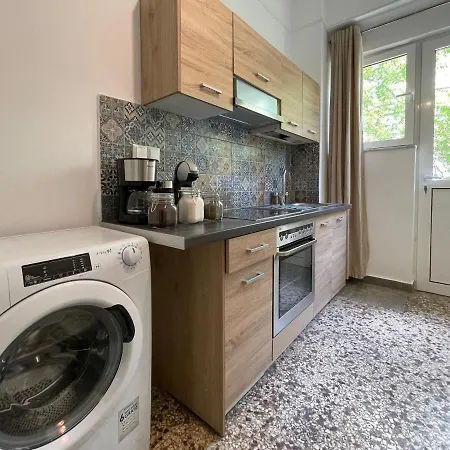 Soho Vibrant 55sqm In * Athens